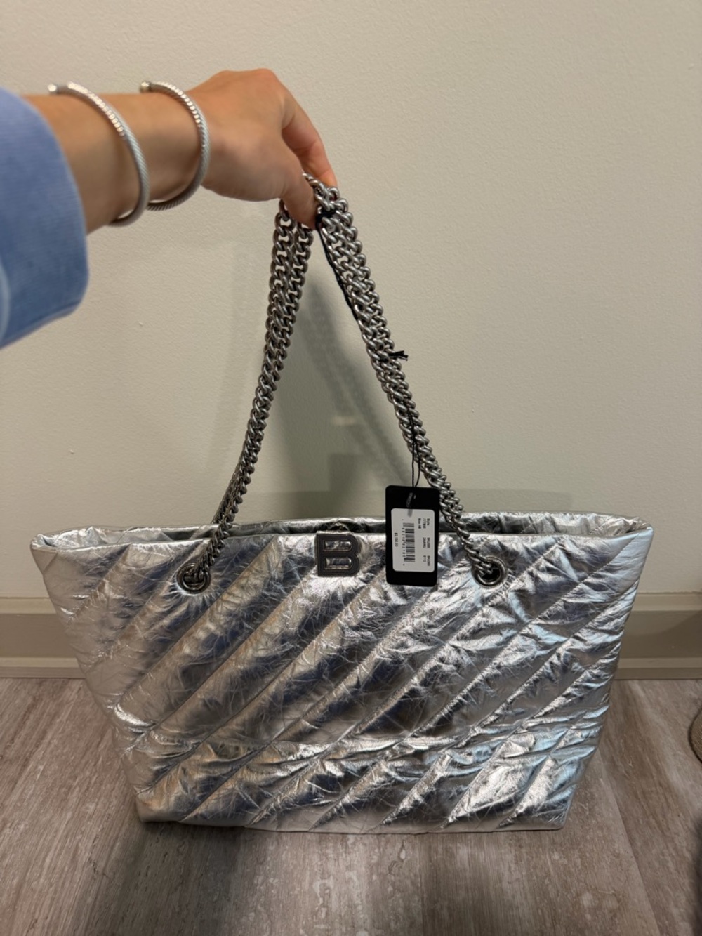 Balenciaga Metallic Silver Quilted Chain Tote Bag - Picture 4 of 7